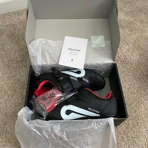 Peloton Cycling Shoes- Size 40 (Women’s 9)